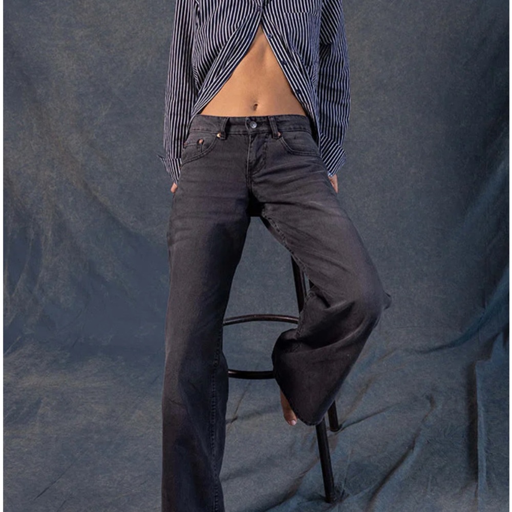 Low Rise Parallel Jeans In Vintage Black motel rocks W24 L32